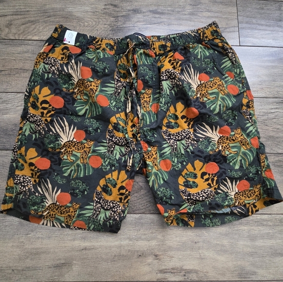 MASSIVE brand shorts size xlarge green, orange - Picture 1 of 10